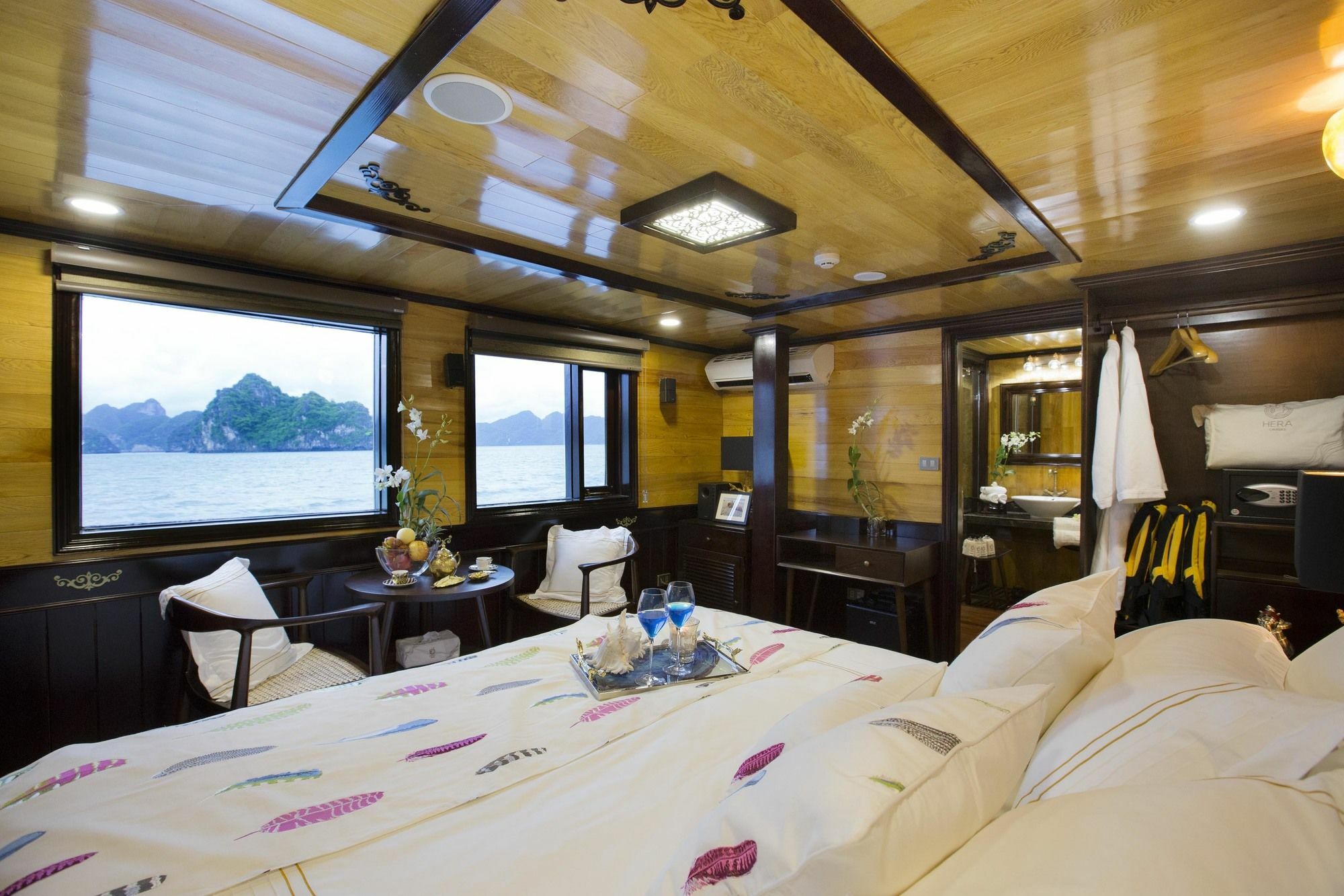 Hera Boutique Cruise Ha Long Bay Eksteriør bilde