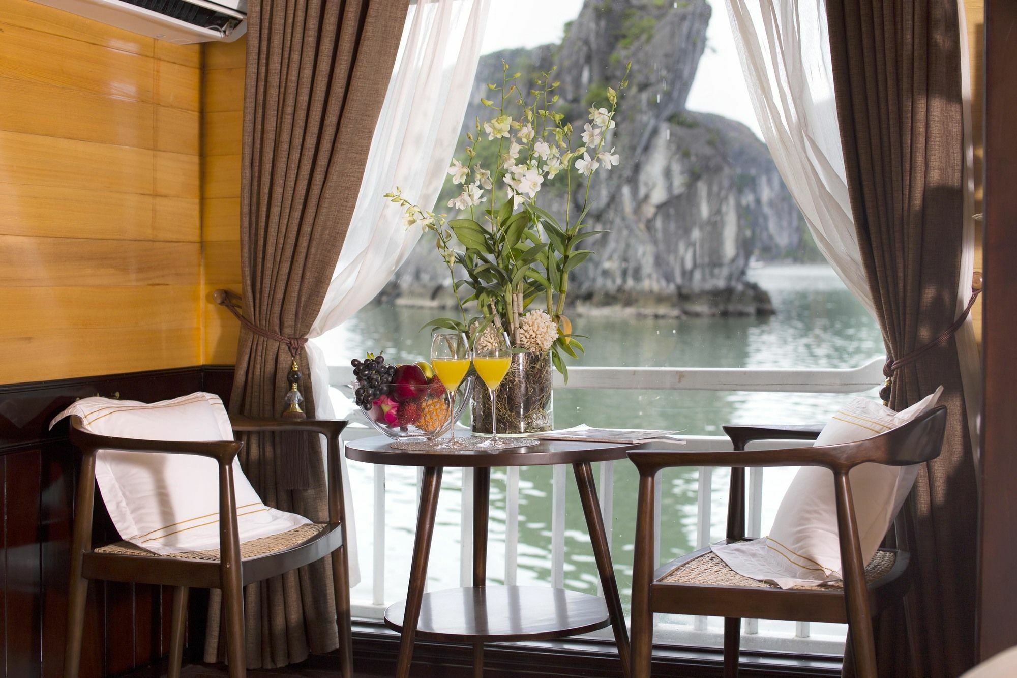 Hera Boutique Cruise Ha Long Bay Eksteriør bilde