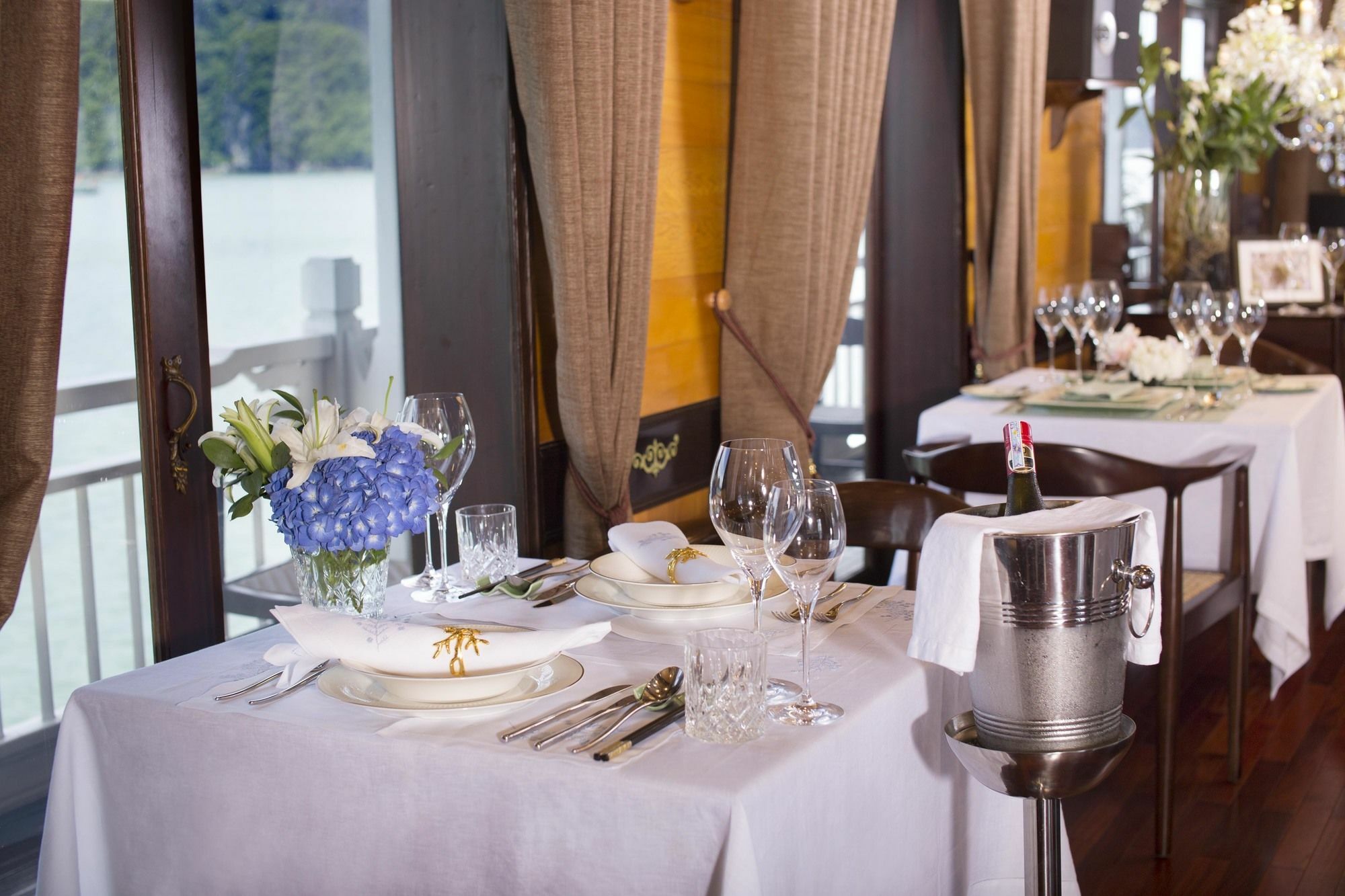 Hera Boutique Cruise Ha Long Bay Eksteriør bilde