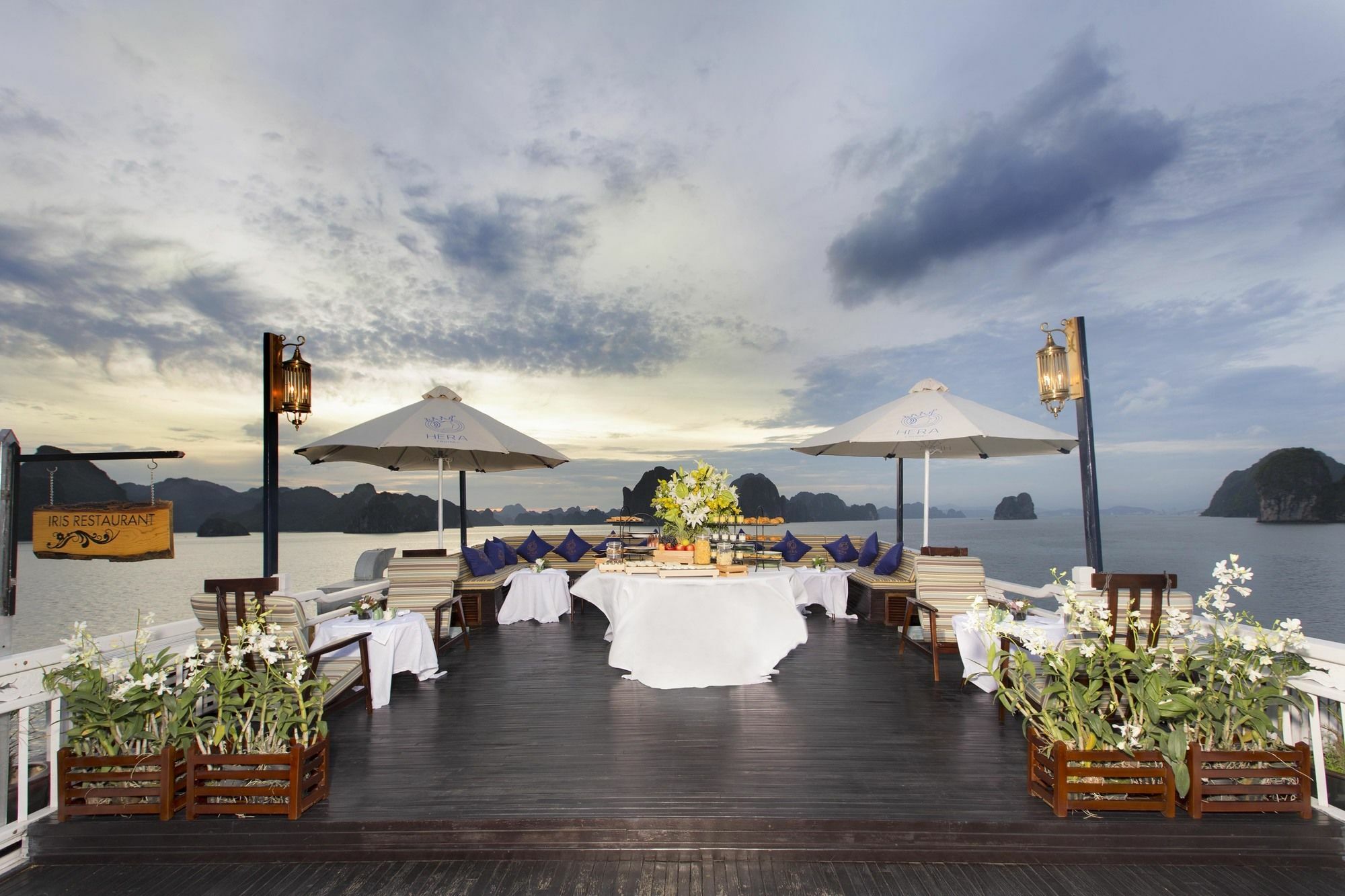 Hera Boutique Cruise Ha Long Bay Eksteriør bilde