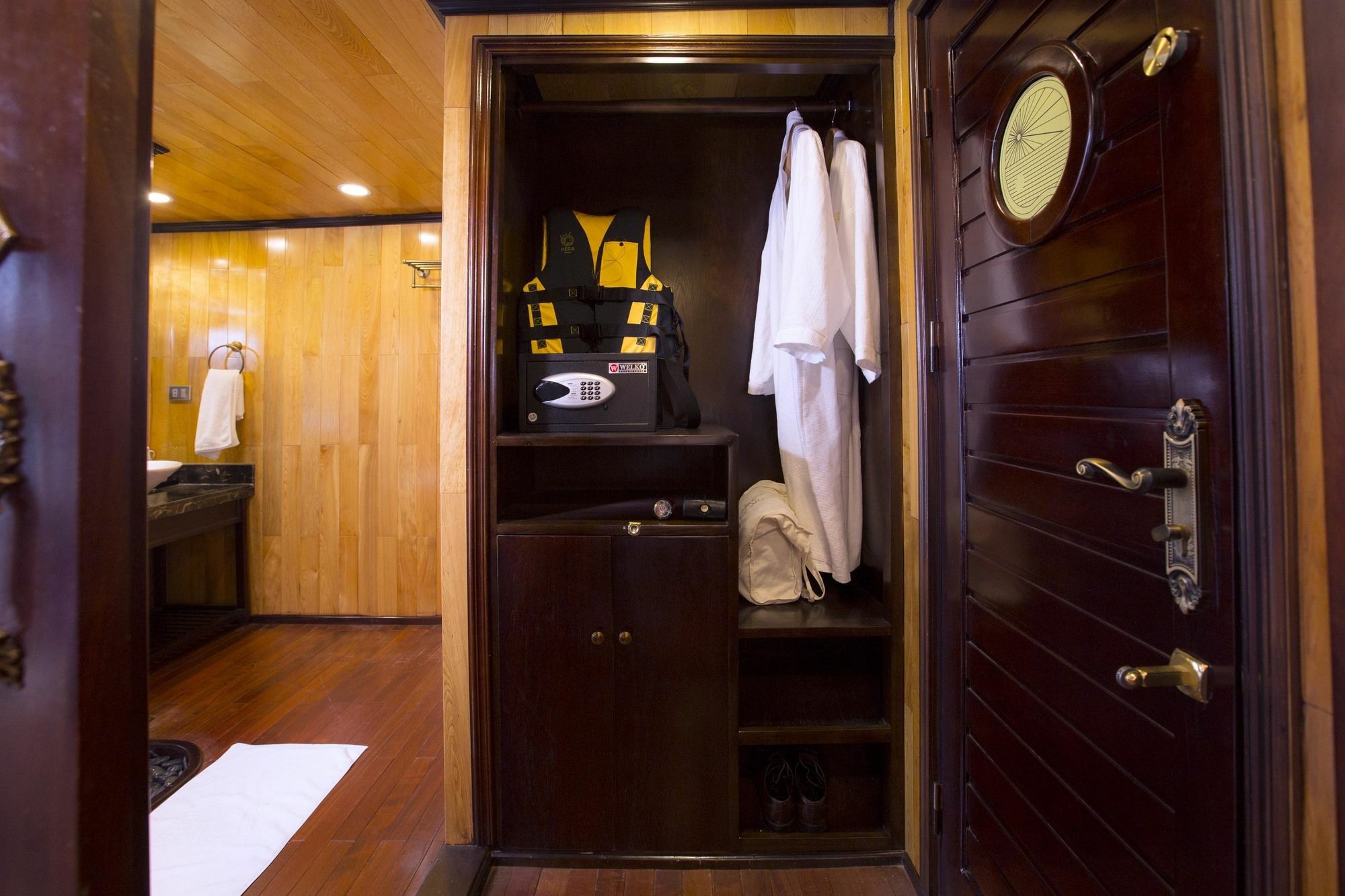 Hera Boutique Cruise Ha Long Bay Eksteriør bilde