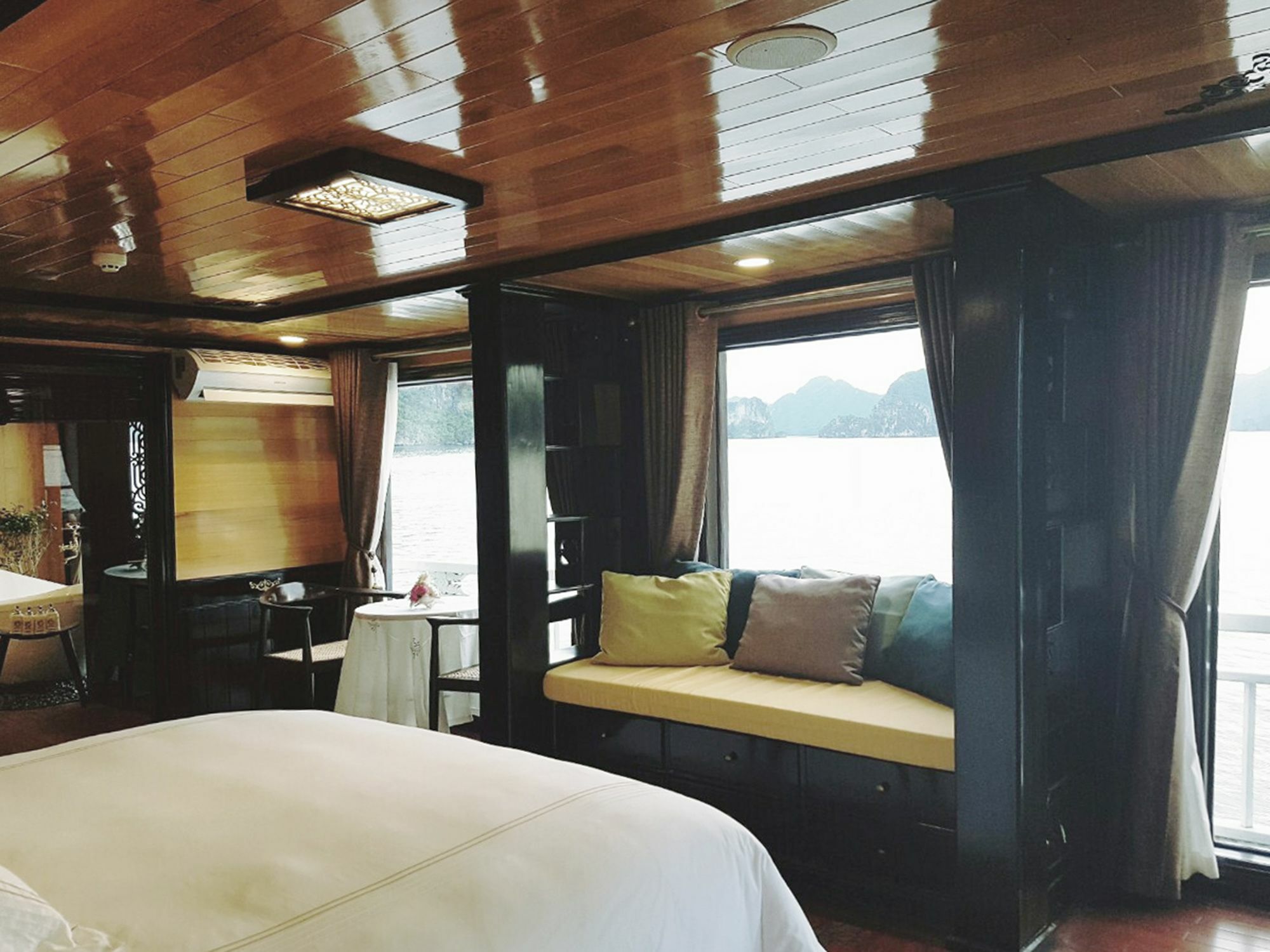 Hera Boutique Cruise Ha Long Bay Eksteriør bilde